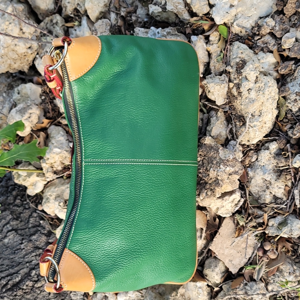 ‼️SOLD‼️ Vintage Dooney & Bourke AWL2 Grass Green Slouch Bag - Picture 6 of 12